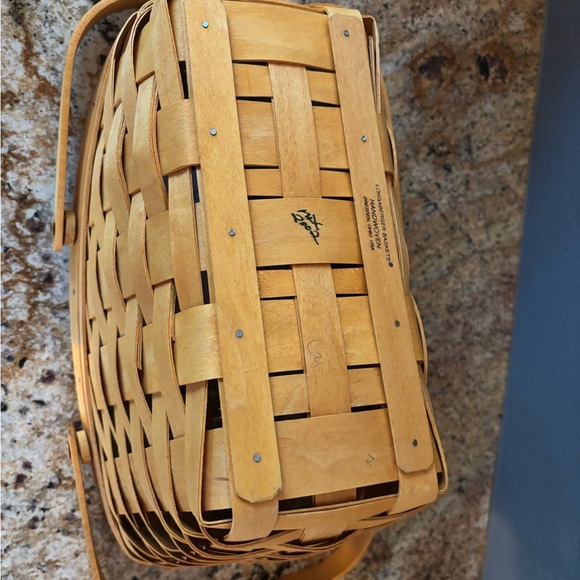 Longaberger vintage NWT Medium Vegetable basket with 2 plas pro fabric liner